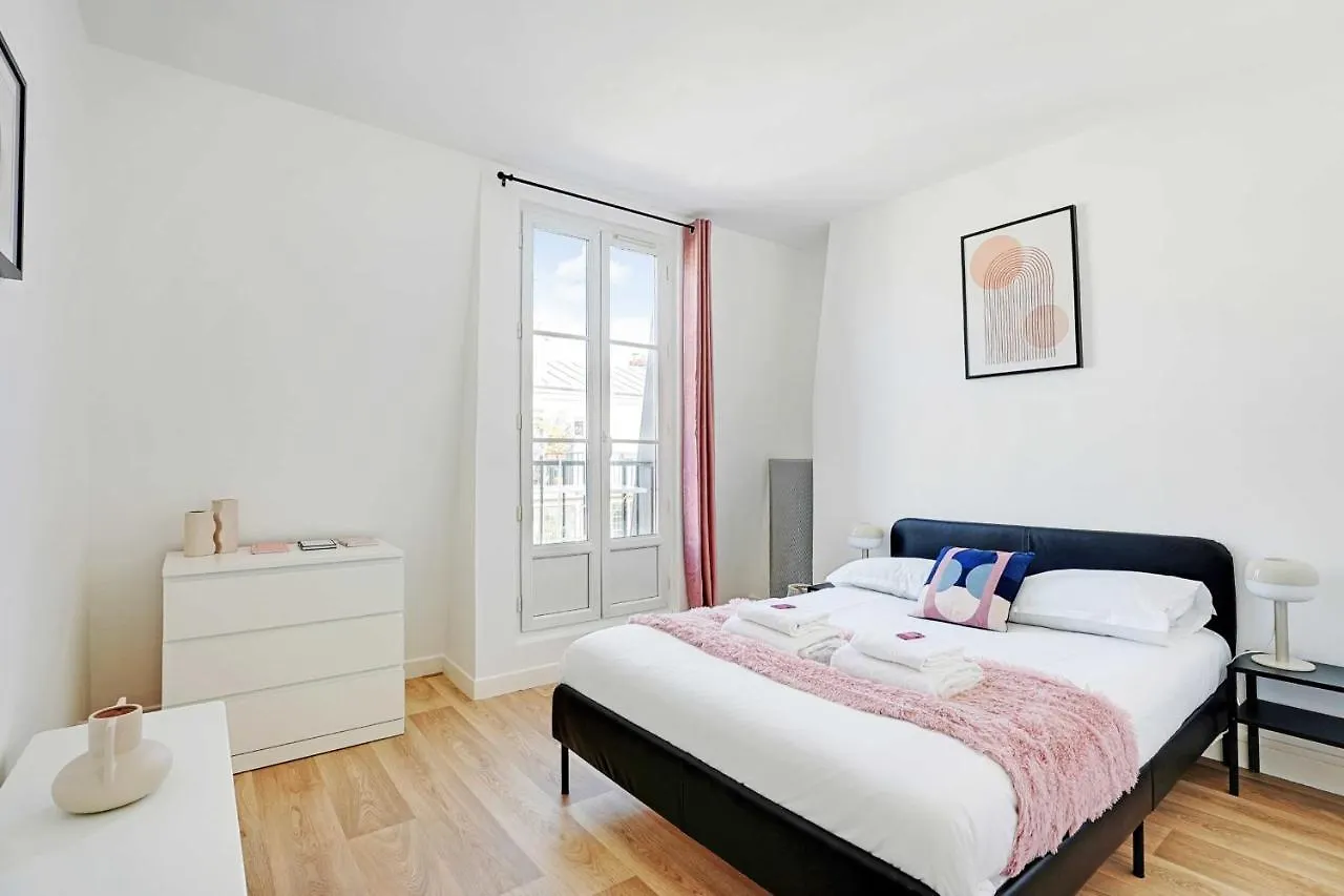 Modern Apartment - 2Br-4P - Sacre-Coeur Париж Франция