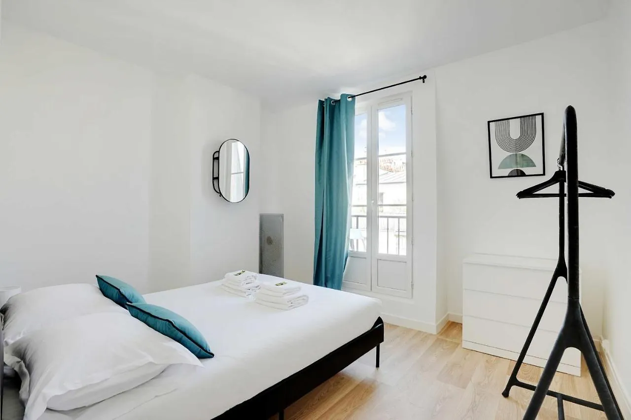 פריז Modern Apartment - 2Br-4P - Sacre-Coeur צרפת
